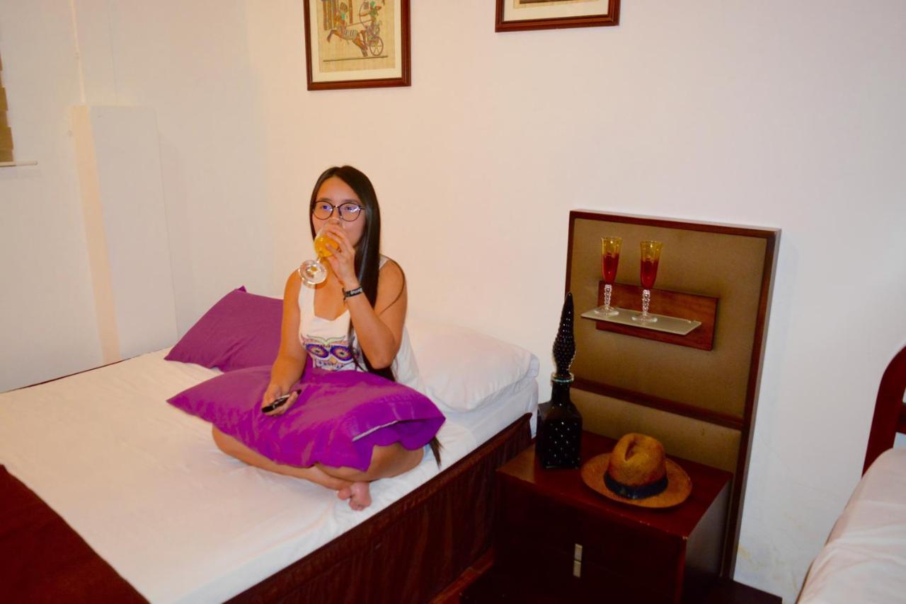 Hostal Villa 97 Guayaquil Buitenkant foto