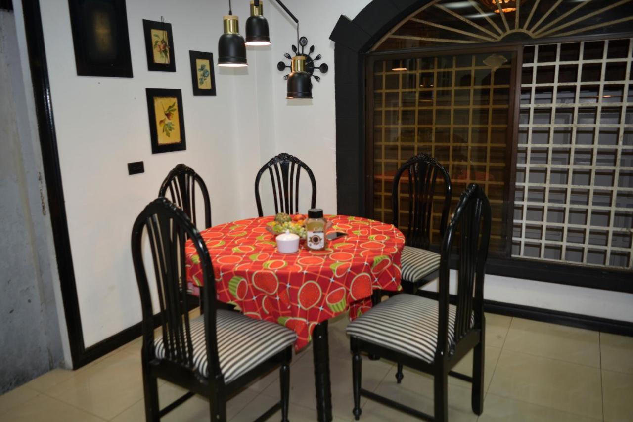 Hostal Villa 97 Guayaquil Buitenkant foto