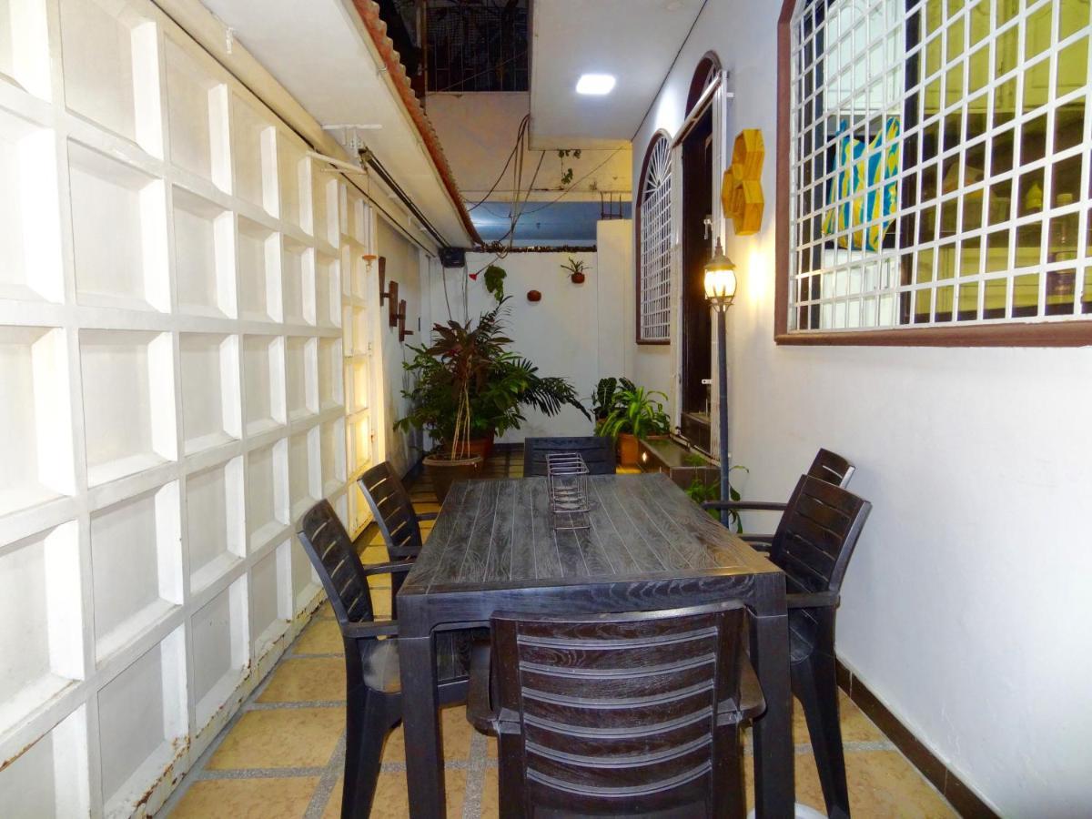 Hostal Villa 97 Guayaquil Buitenkant foto