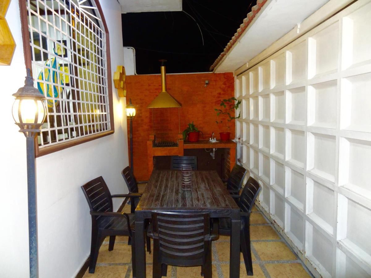 Hostal Villa 97 Guayaquil Buitenkant foto