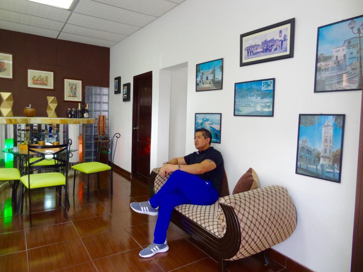 Hostal Villa 97 Guayaquil Buitenkant foto